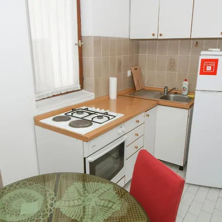 Apartment Marija Baska Voda